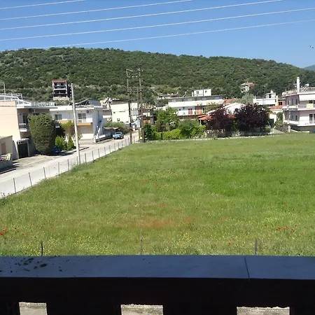 Paralia Hotell Nea Karvali