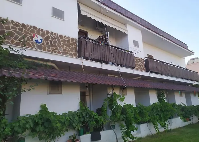 Paralia Hotel Nea Karvali