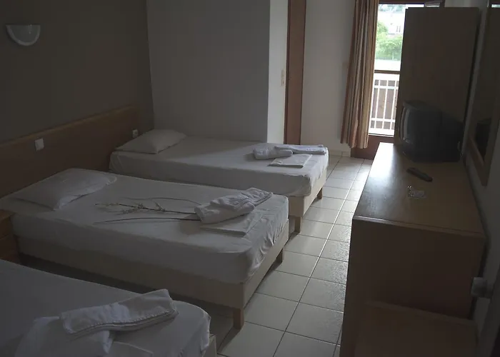 Paralia Hotel