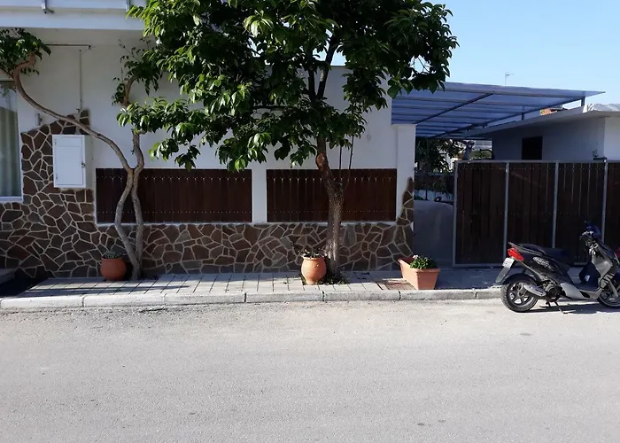 Paralia Hotel Nea Karvali